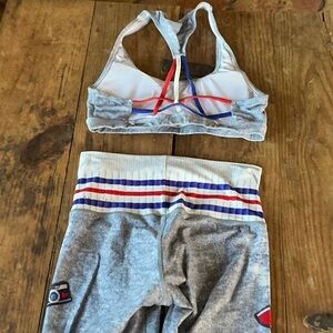 Niyama Sol Barefoot Leggings Weaver Bra Set